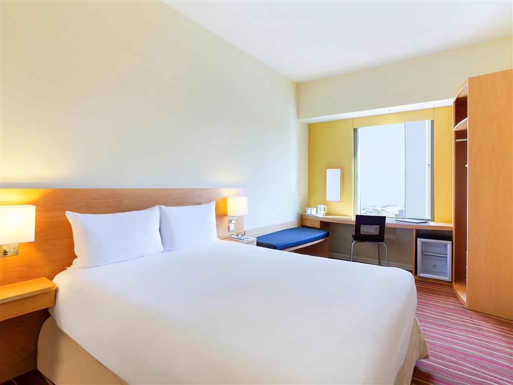 Ibis Al Rigga Hotell Dubai Exteriör bild