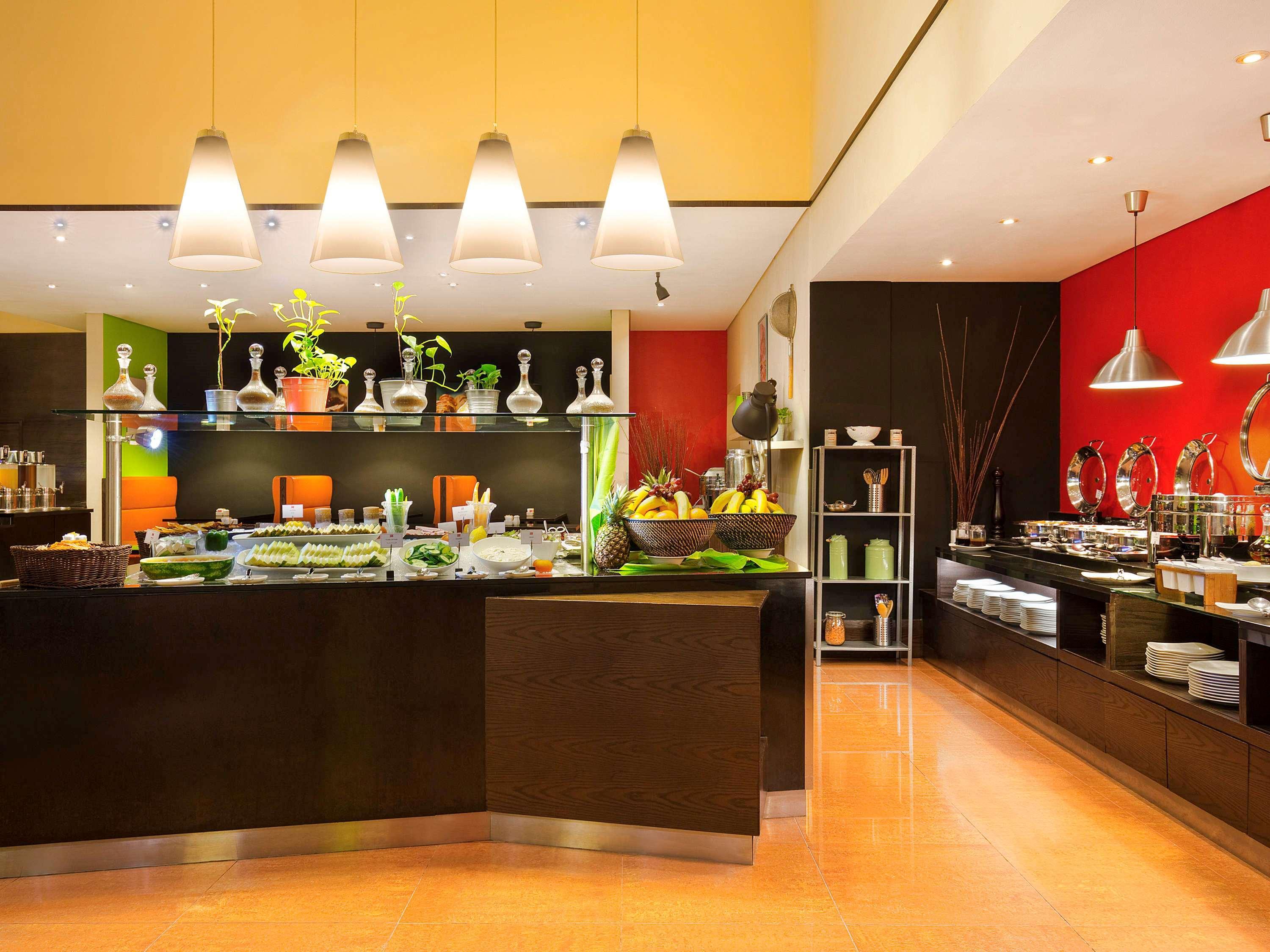 Ibis Al Rigga Hotell Dubai Exteriör bild