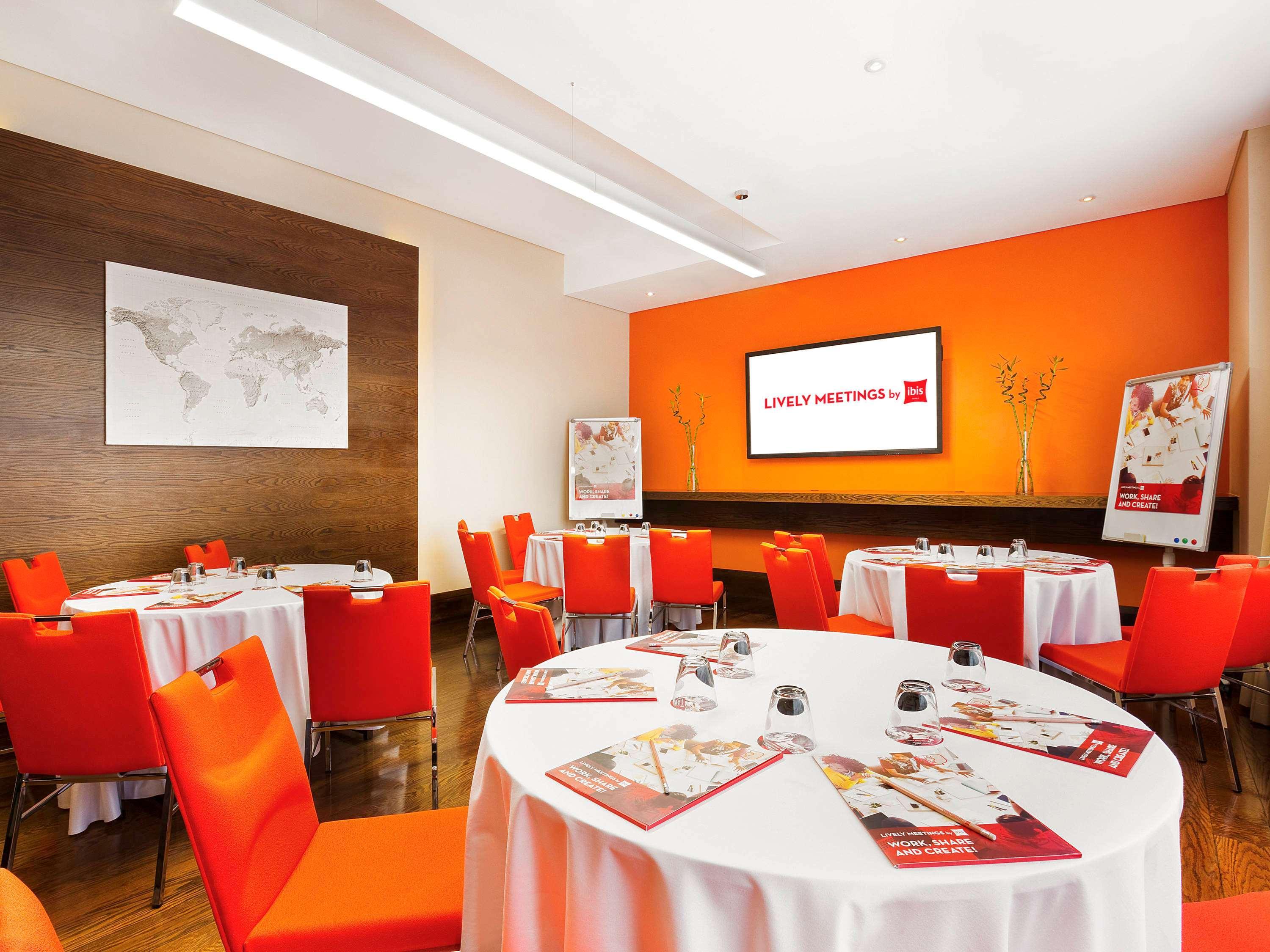 Ibis Al Rigga Hotell Dubai Exteriör bild
