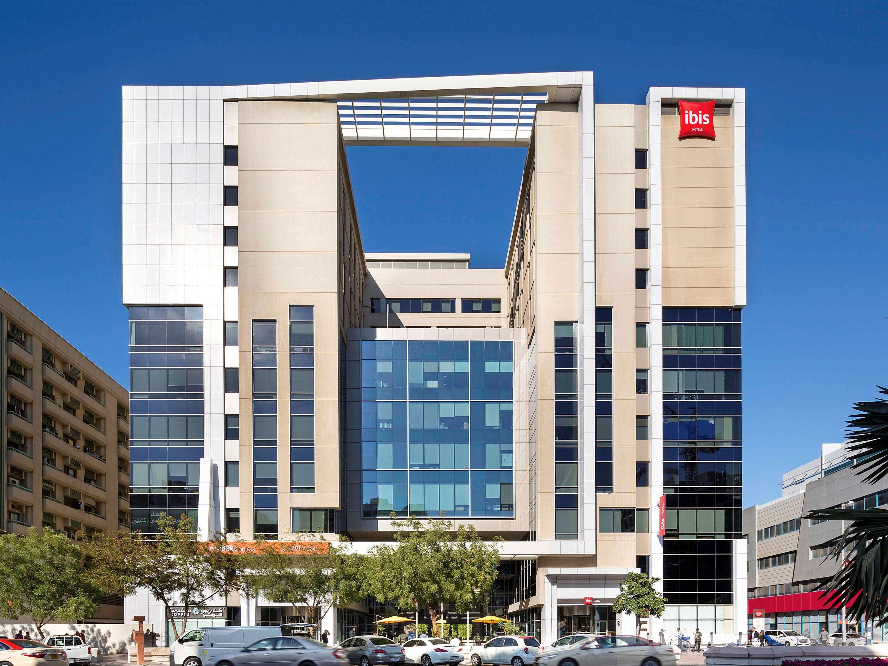 Ibis Al Rigga Hotell Dubai Exteriör bild