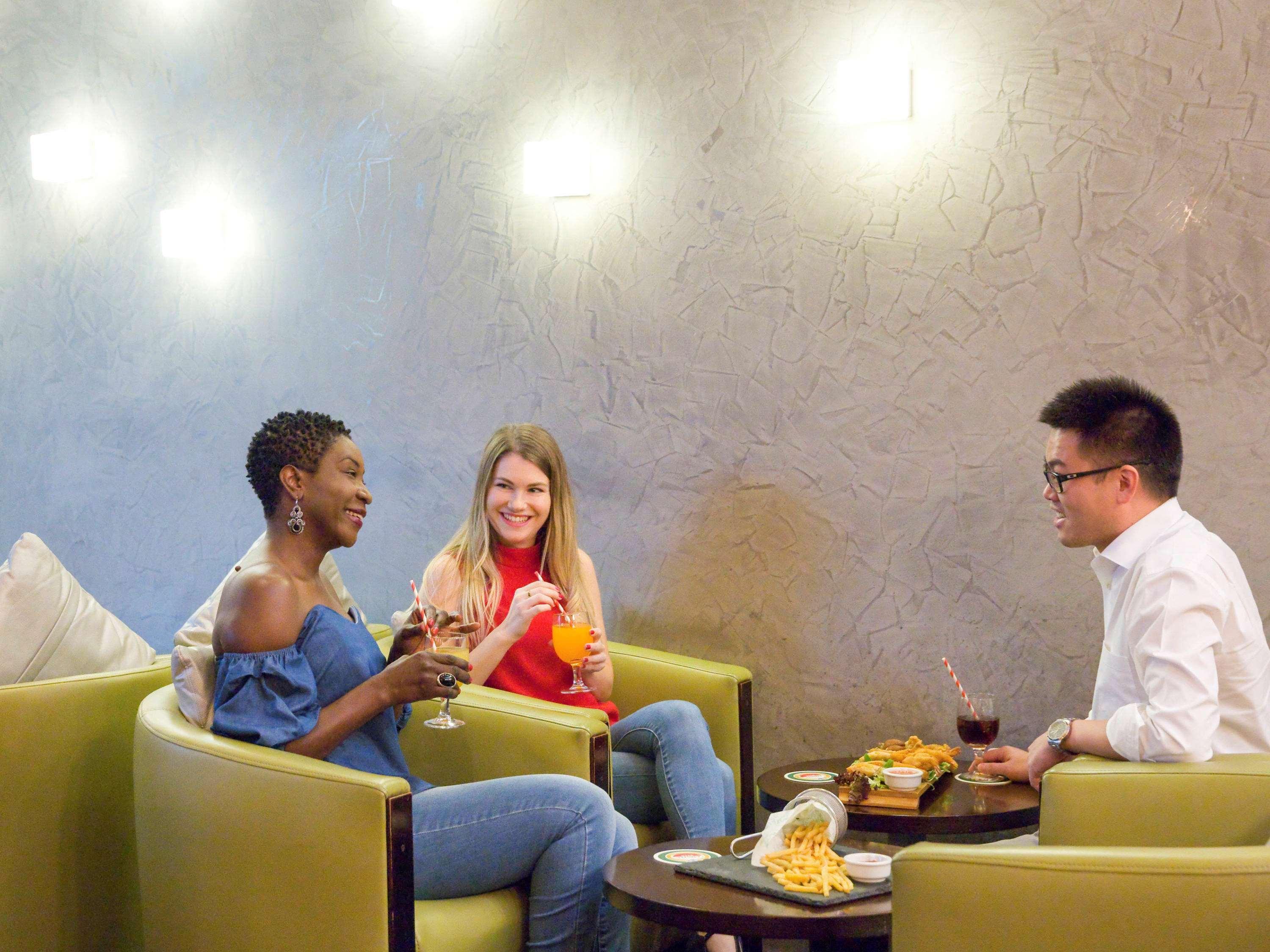 Ibis Al Rigga Hotell Dubai Exteriör bild