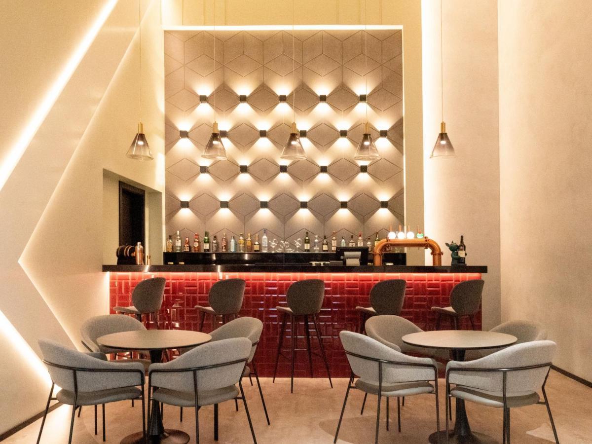 Ibis Al Rigga Hotell Dubai Exteriör bild
