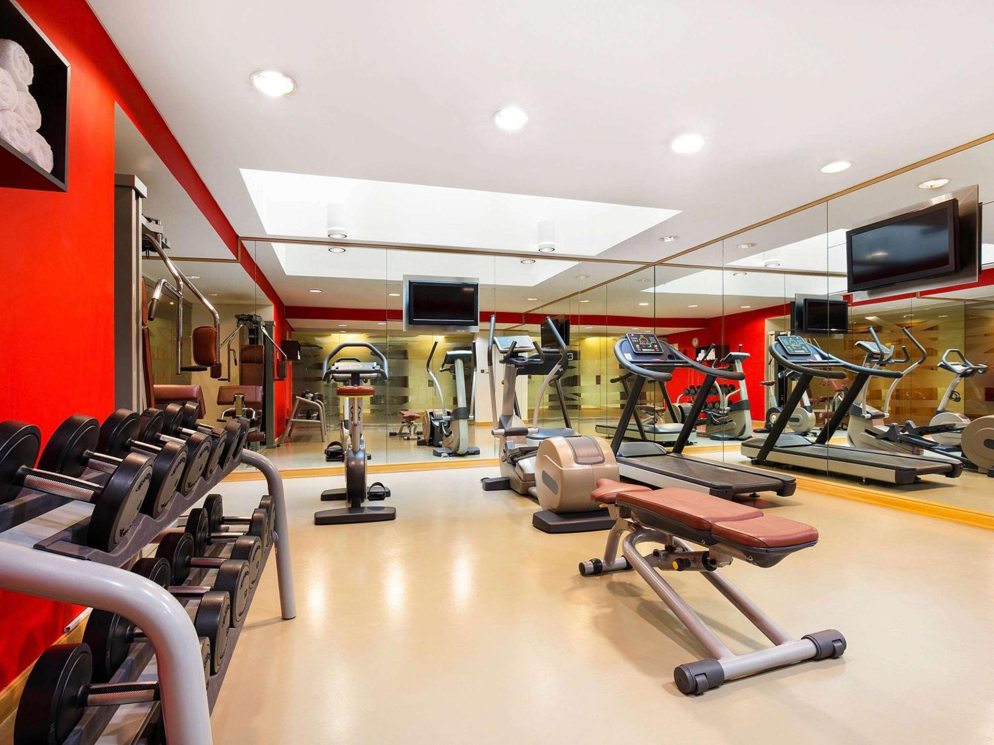 Ibis Al Rigga Hotell Dubai Exteriör bild