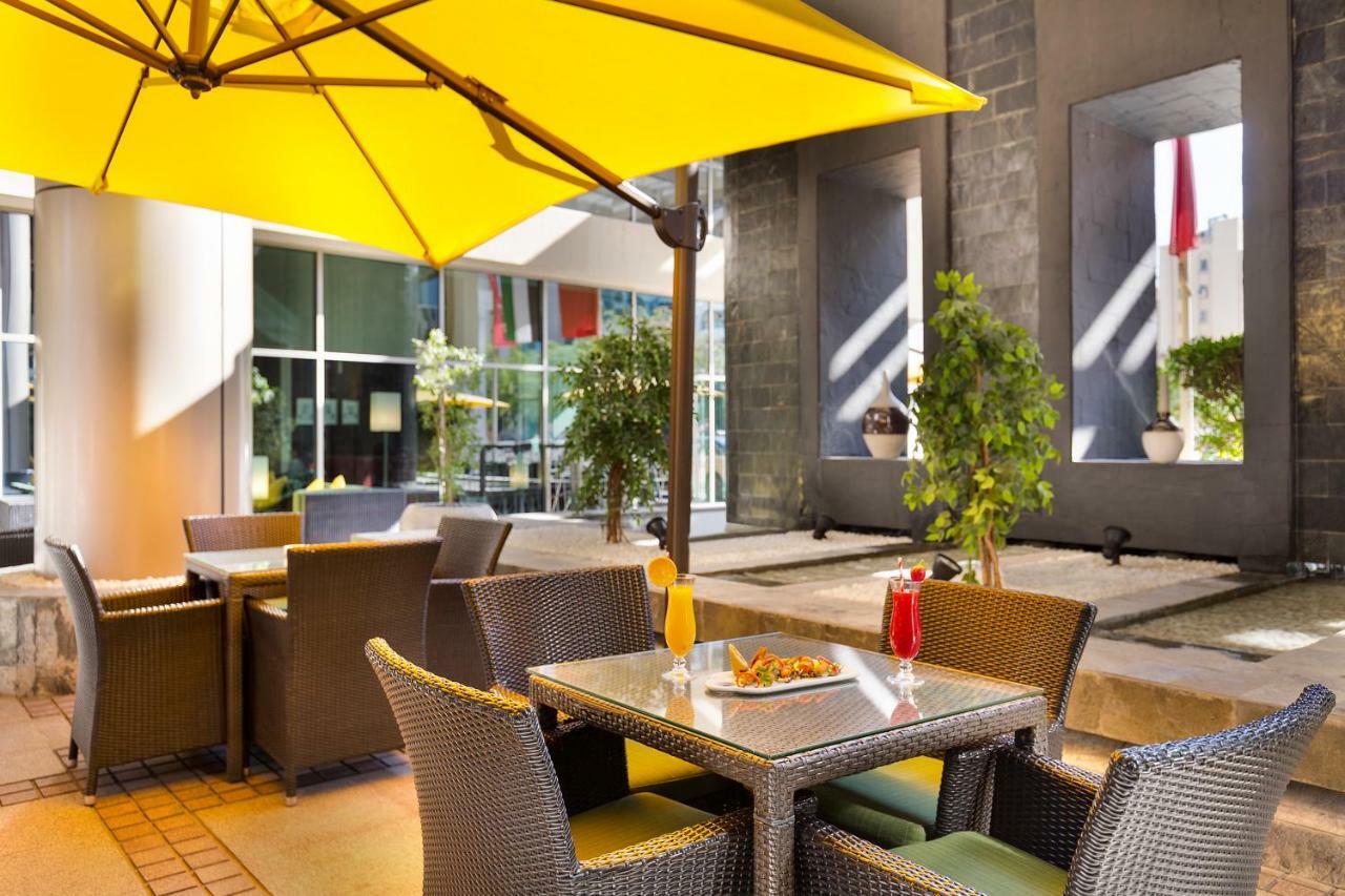 Ibis Al Rigga Hotell Dubai Exteriör bild