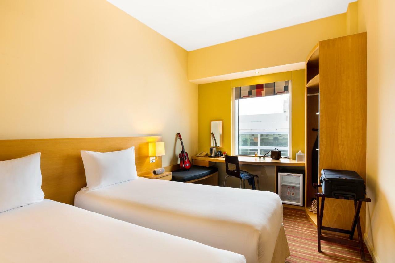 Ibis Al Rigga Hotell Dubai Exteriör bild